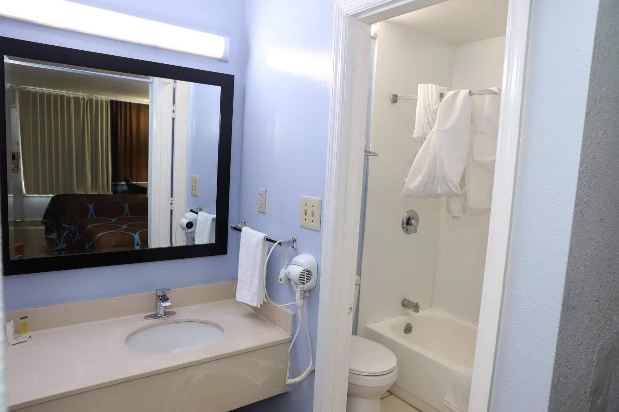 Super 8 By Wyndham Florence Sc I-95 North - Hwy 76 Εξωτερικό φωτογραφία